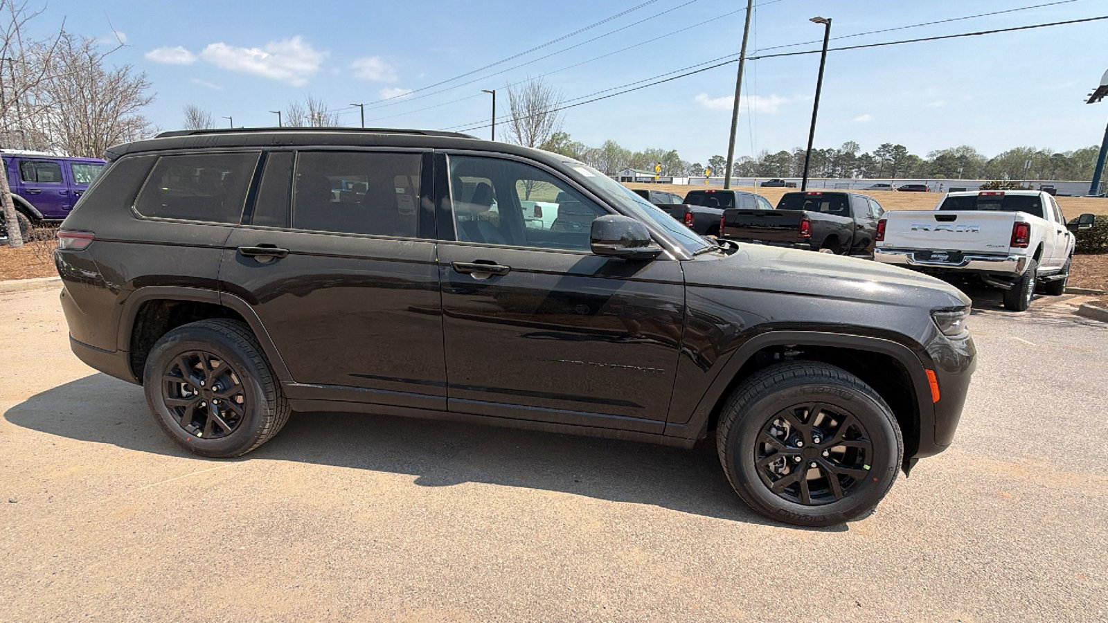 New 2026 RAM 5500 Tradesman w/ Chrome Appearance Group image 5