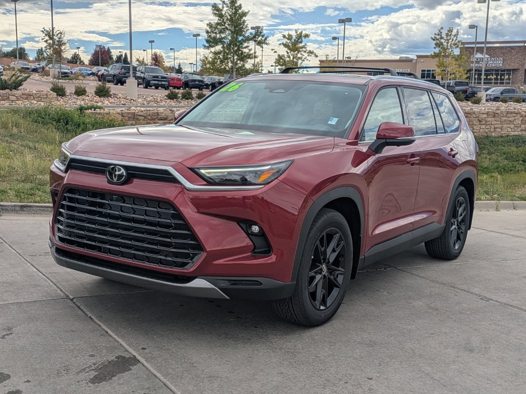 Used 2026 Toyota Grand Highlander AWD image 3