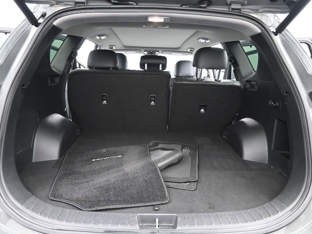 Used 2022 Hyundai Santa Fe Limited image 20