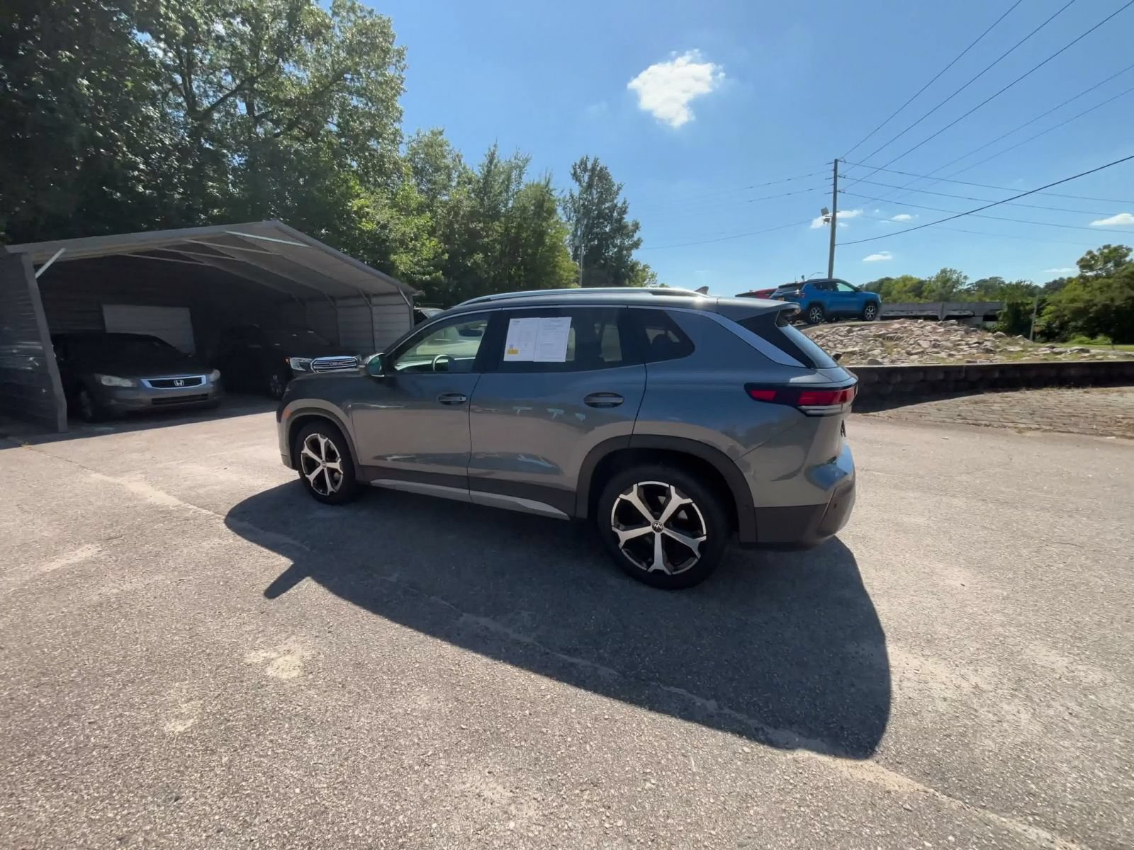 Used 2026 Volkswagen Tiguan SE FWD image 9