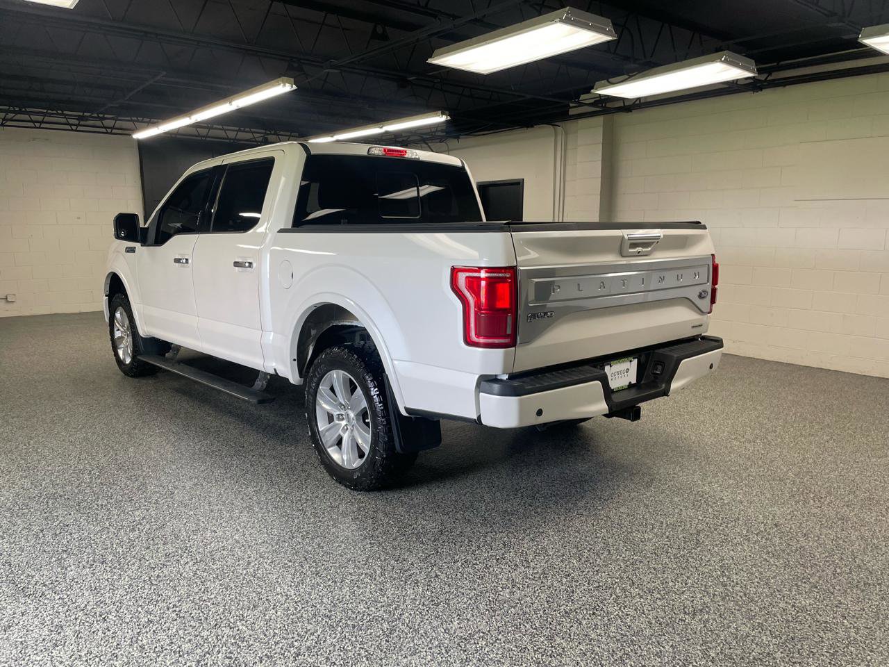 Used 2015 Ford F150 Platinum AWD/4WD image 9