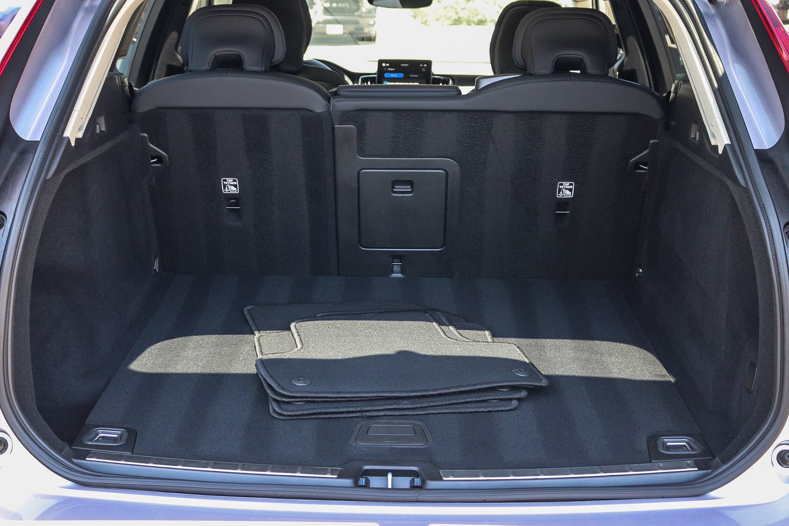 Certified 2026 Volvo XC60 B5 Plus w/ Climate Package PRO AWD/4WD image 30
