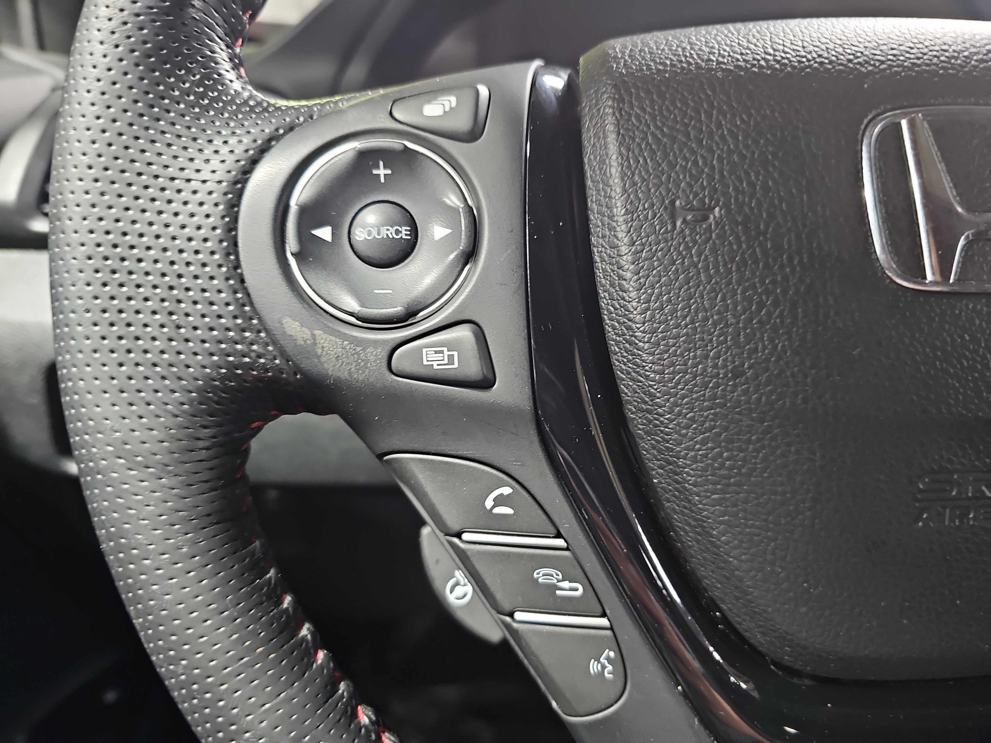 Used 2021 Honda Ridgeline Black Edition image 17