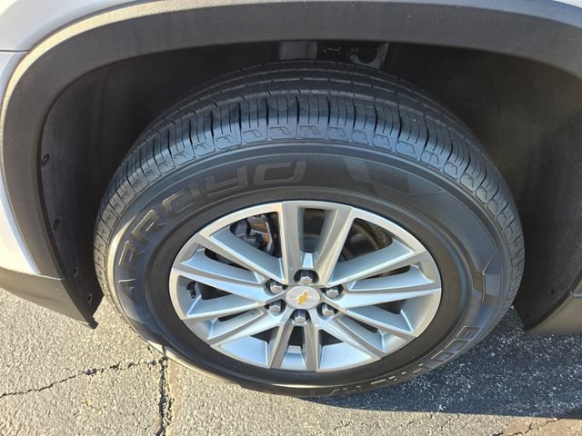 Used 2023 Chevrolet Traverse LT AWD/4WD image 25
