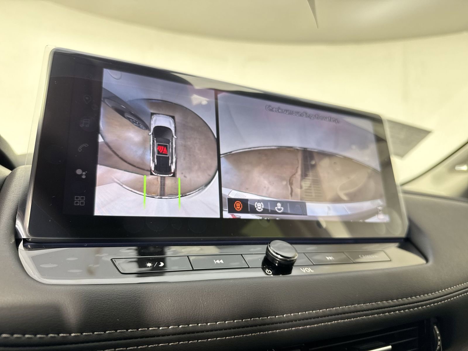 New 2026 Nissan Rogue Platinum w/ Platinum Premium Package image 9