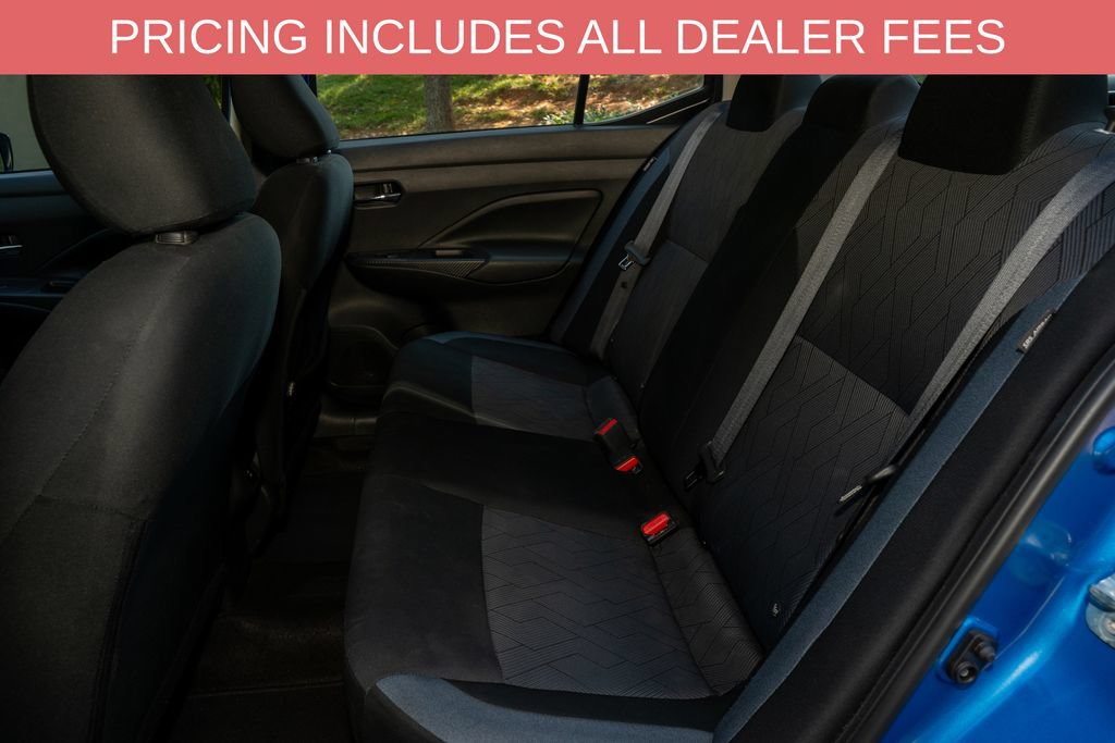 Used 2023 Nissan Versa SV FWD image 8