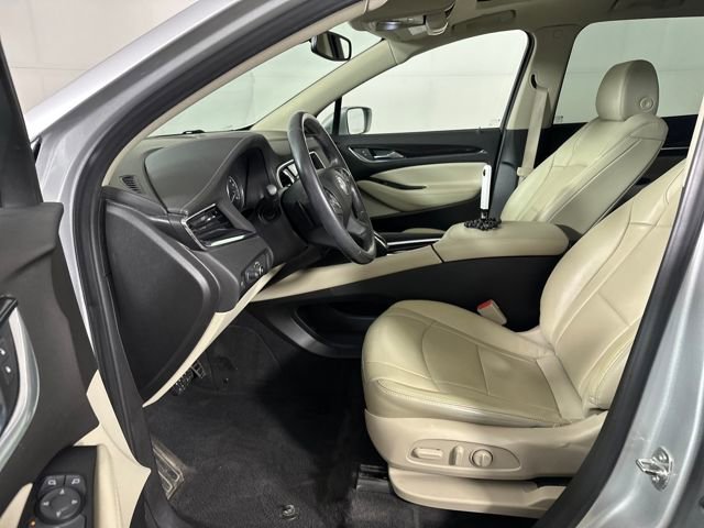 Used 2019 Buick Enclave Essence image 11
