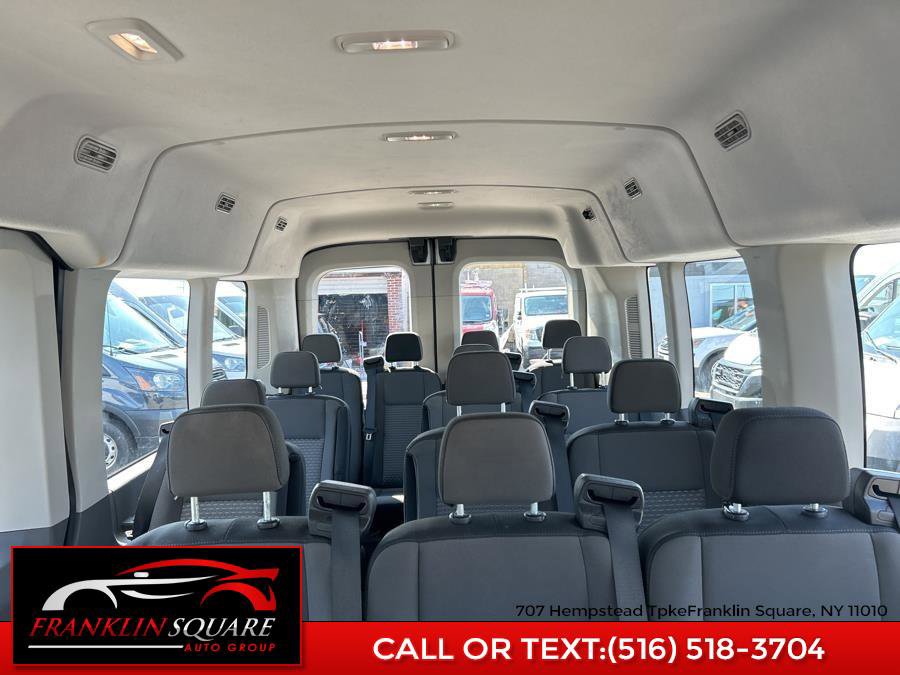 Used 2022 Ford Transit 350 XLT image 30