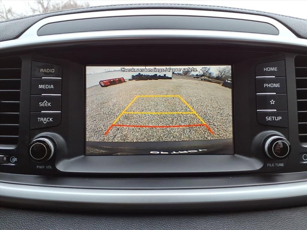 Used 2020 Kia Sorento L image 24