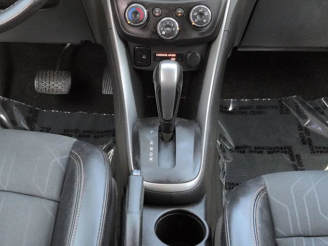 Used 2019 Chevrolet Trax LT w/ LT Convenience Package AWD/4WD image 19