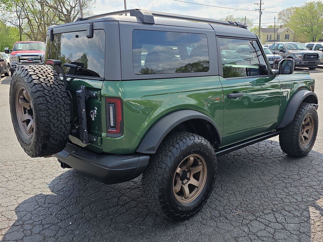 Used 2023 Ford Bronco Black Diamond AWD/4WD image 2