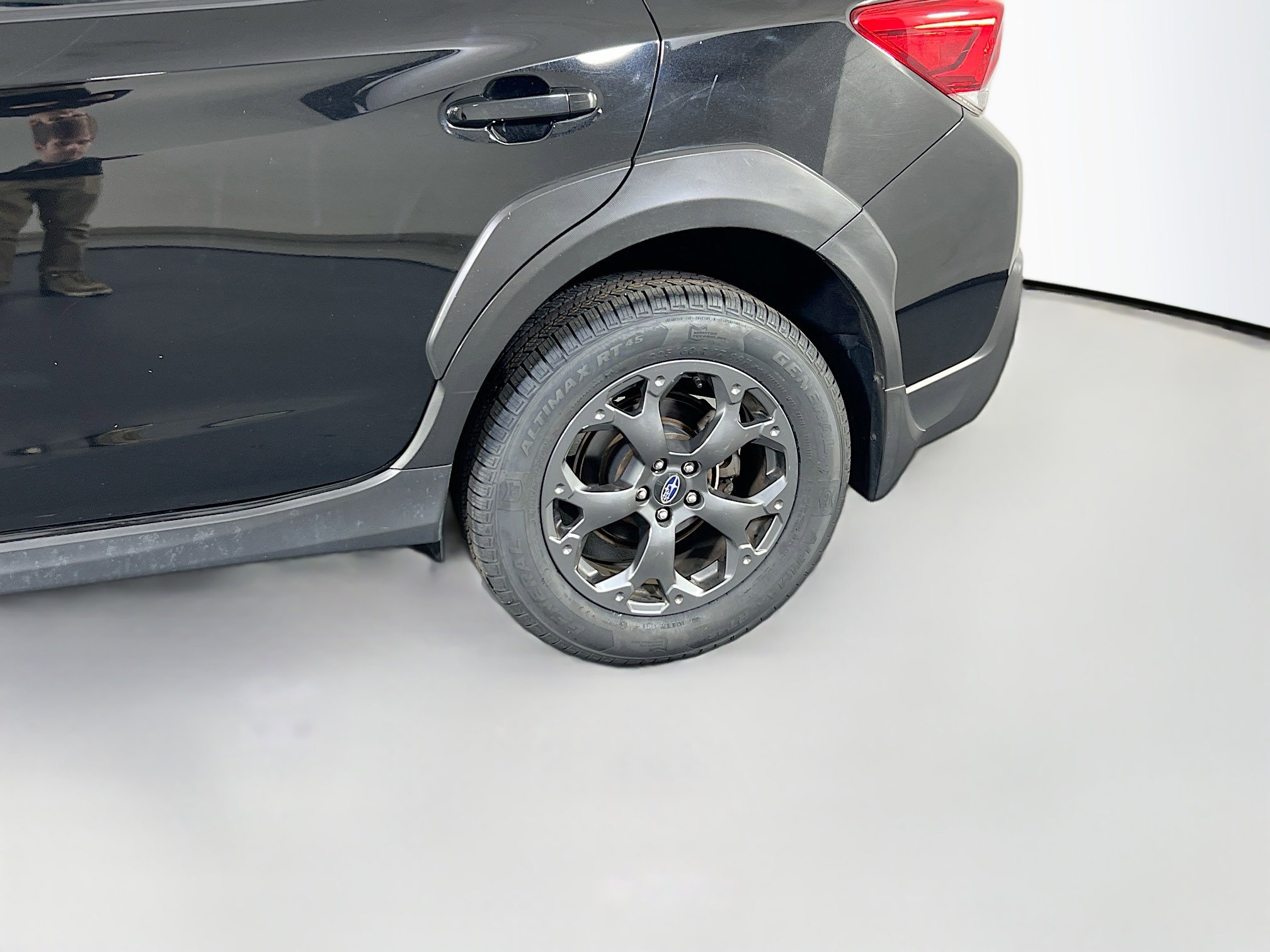 Used 2023 Subaru Crosstrek 2.5i Sport AWD/4WD image 30