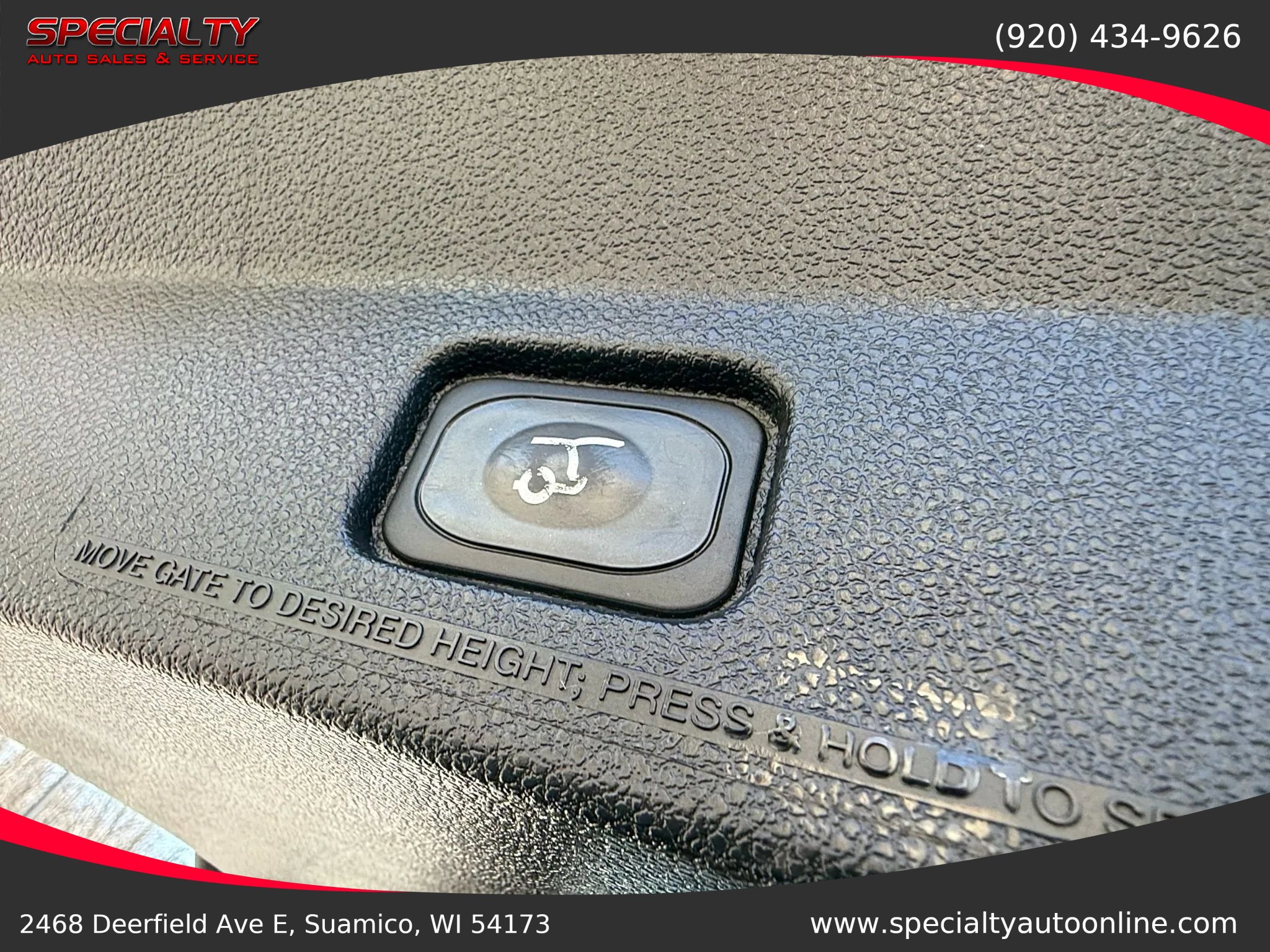 Used 2016 Ford Explorer XLT w/ Equipment Group 202A image 23