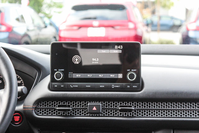 Used 2024 Honda HR-V Sport image 18