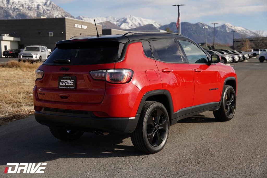 Used 2020 Jeep Compass Latitude image 11