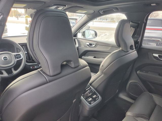 New 2026 Volvo XC60 B5 Ultra w/ Protection Package Premier image 27