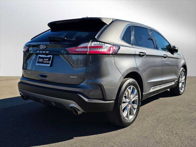 Used 2022 Ford Edge Titanium image 3