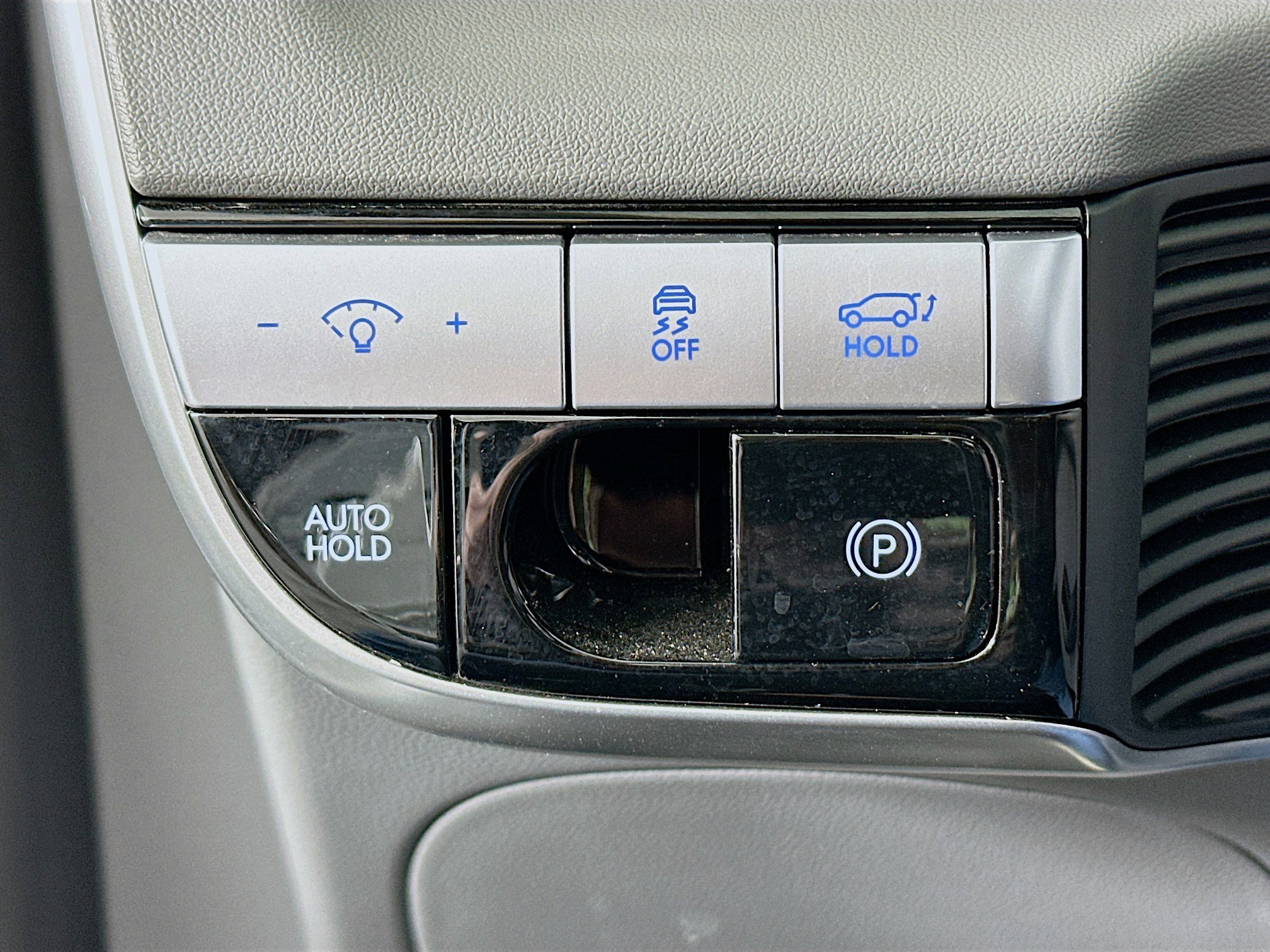 Used 2024 Hyundai Ioniq 5 SEL image 17