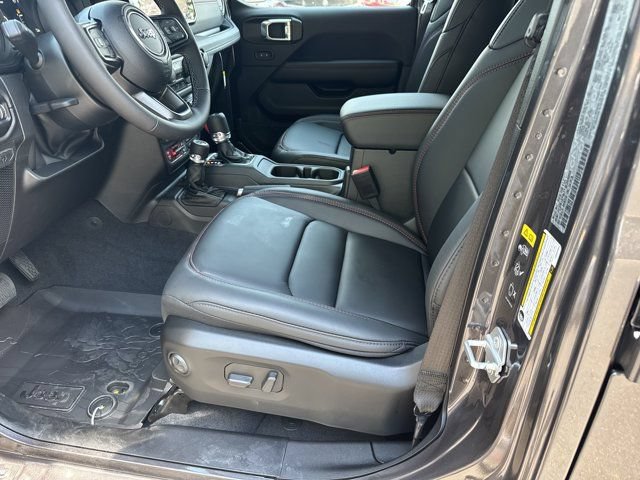 New 2026 Jeep Wrangler Unlimited Rubicon AWD/4WD image 10