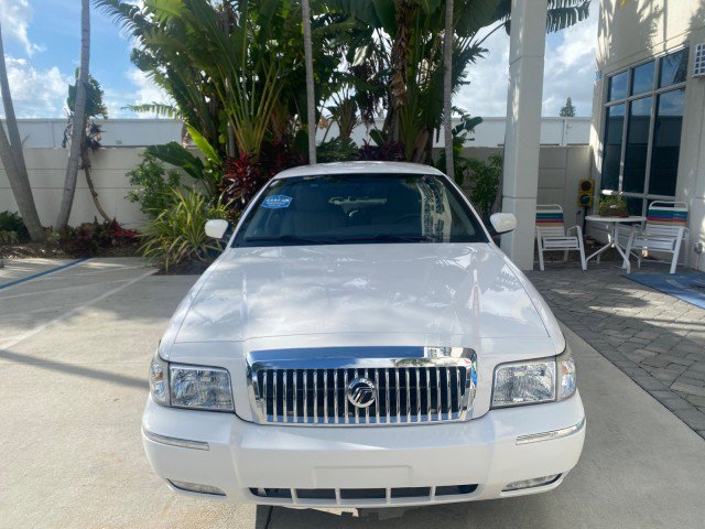 Used 2007 Mercury Grand Marquis LS image 3