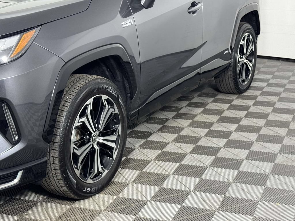 Used 2024 Toyota RAV4 XSE w/ Premium Package AWD/4WD image 13