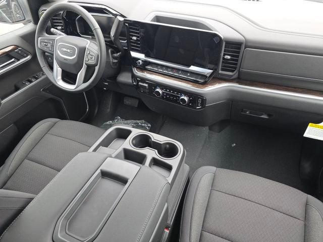 New 2026 GMC Sierra 1500 SLE image 24
