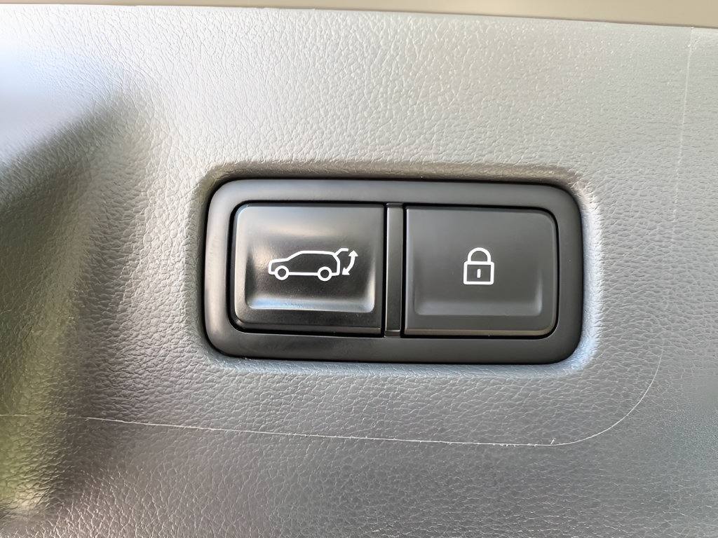 Used 2024 Hyundai Santa Fe SEL AWD/4WD image 11