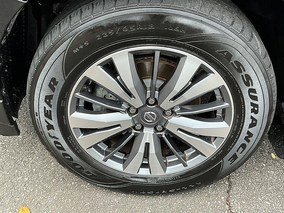 Used 2020 Nissan Pathfinder S AWD/4WD image 7