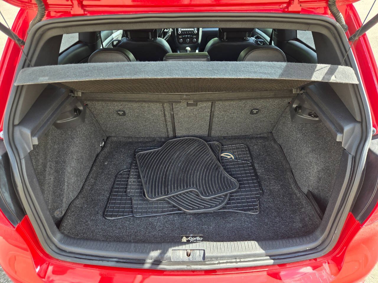 Used 2008 Volkswagen R32 AWD/4WD image 34