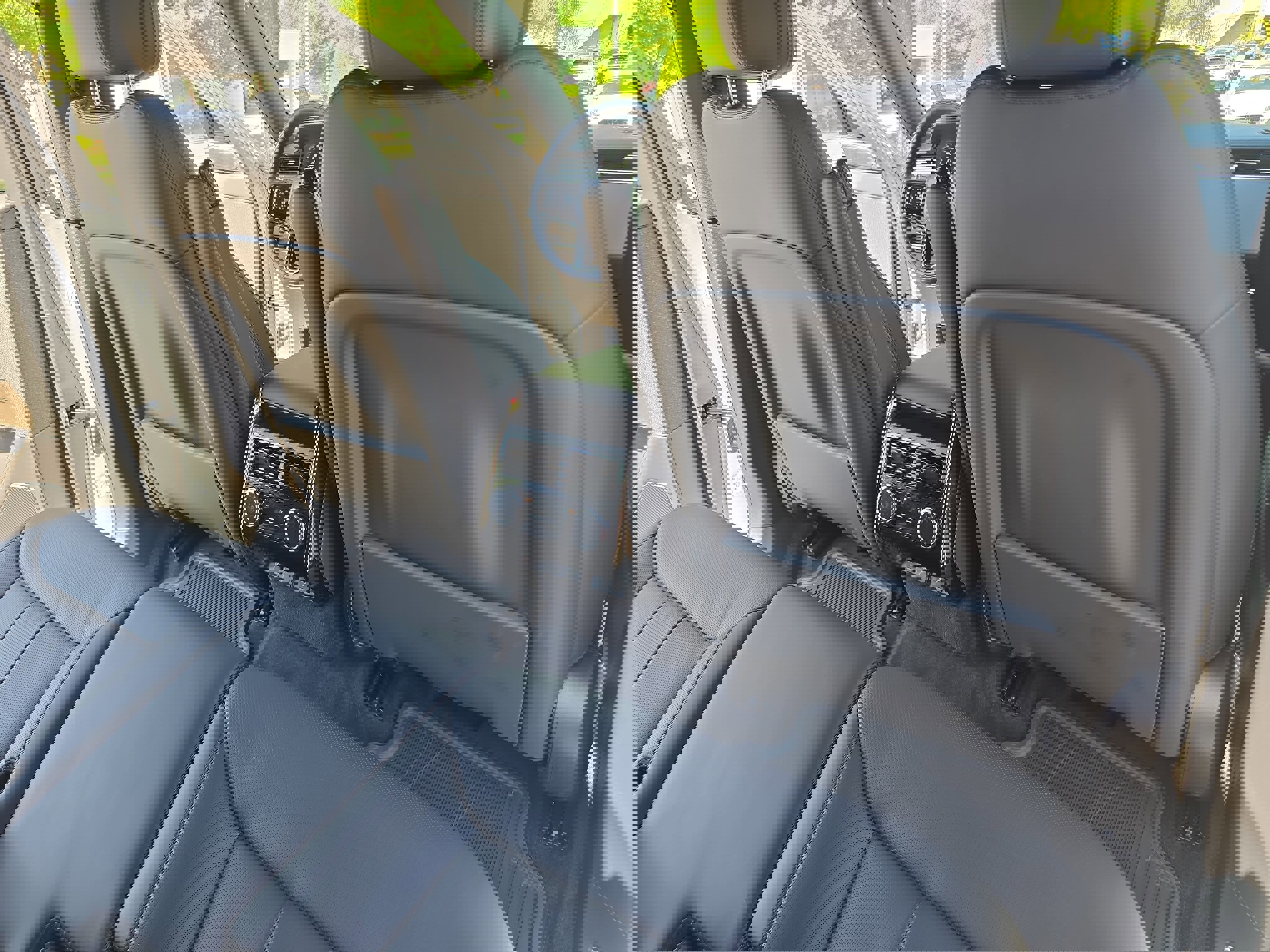 Certified 2025 Land Rover Range Rover Sport Dynamic SE image 11