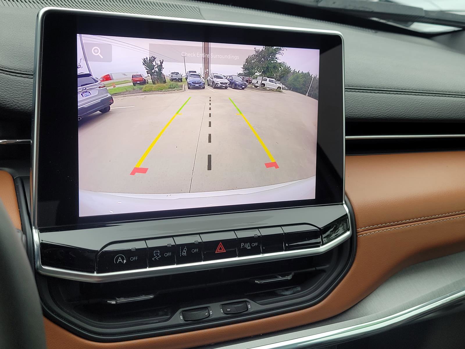 Used 2024 Jeep Compass Limited AWD/4WD image 10