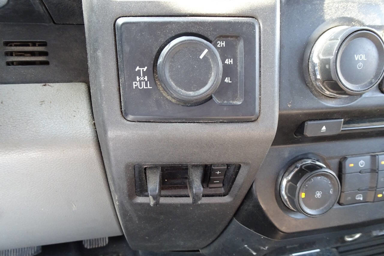 Used 2018 Ford F250 XL w/ Power Equipment Group image 25