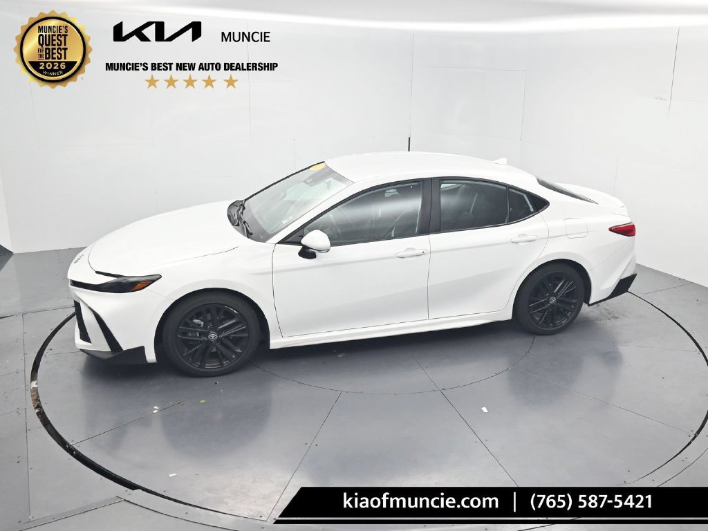 Used 2025 Toyota Camry SE FWD image 51