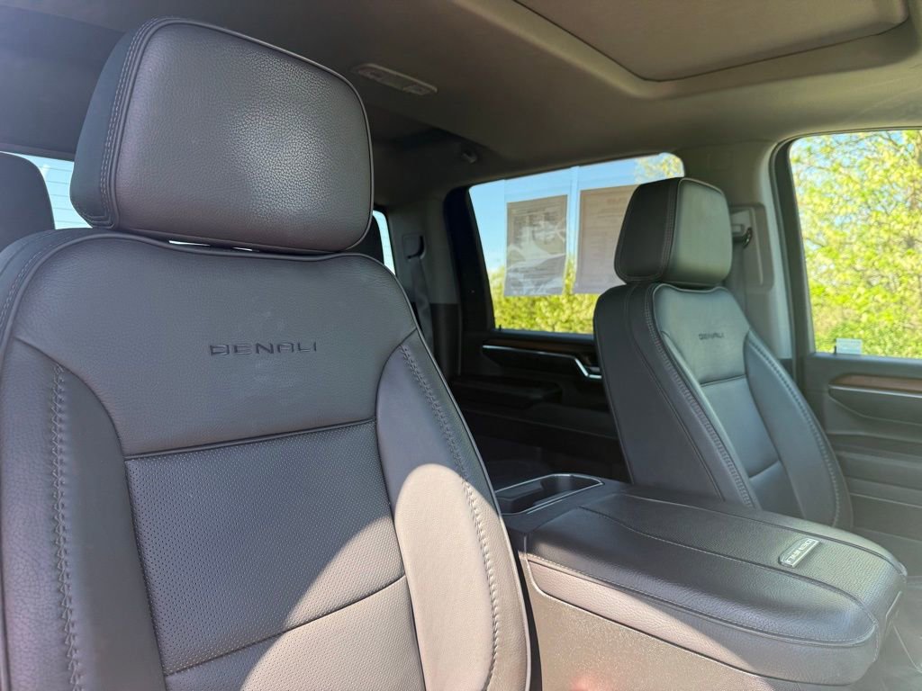 Used 2024 GMC Sierra 2500 Denali w/ Denali Reserve Package image 25