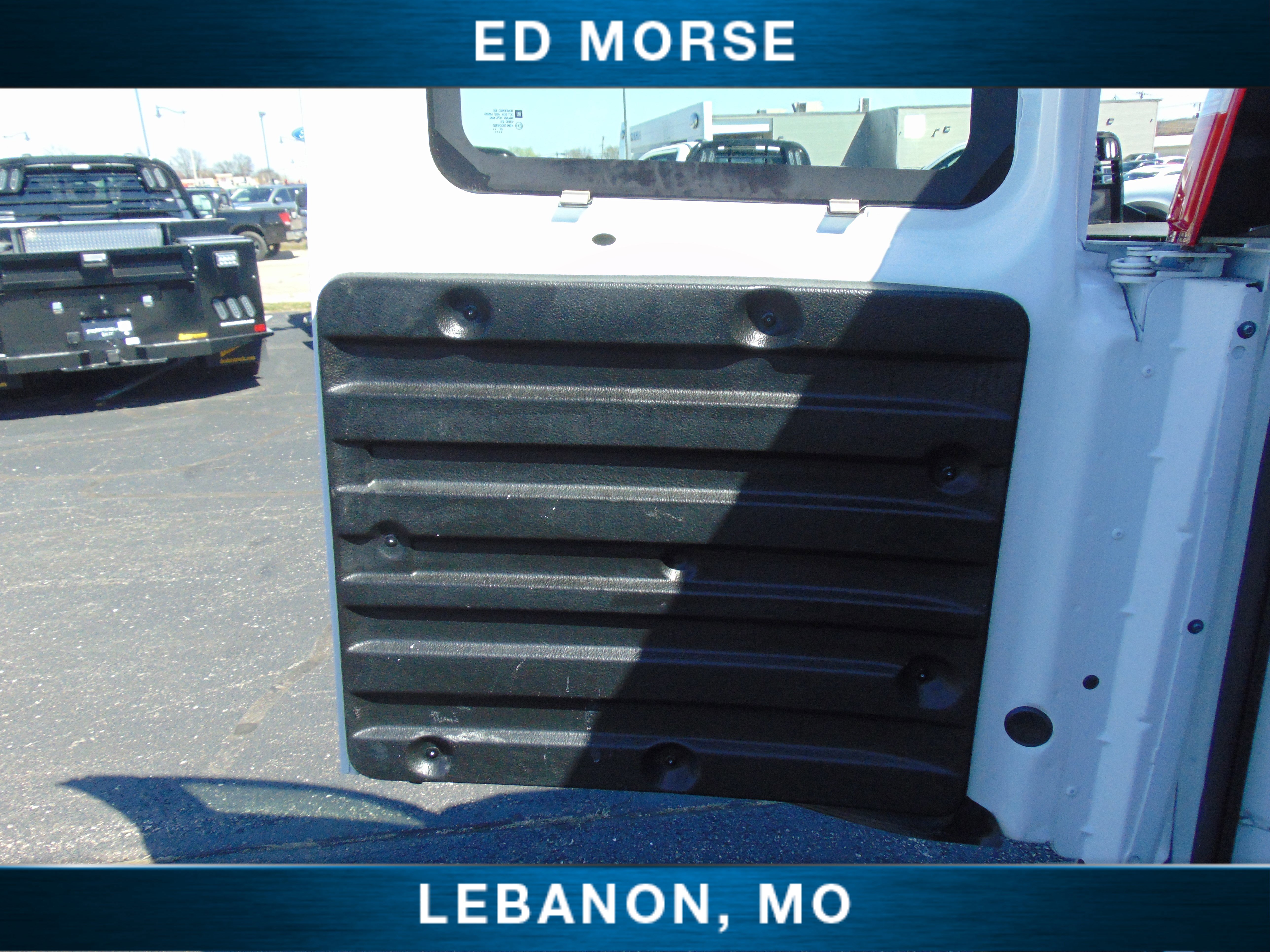 Used 2024 Chevrolet Express 2500 w/ Driver Convenience Package RWD image 16