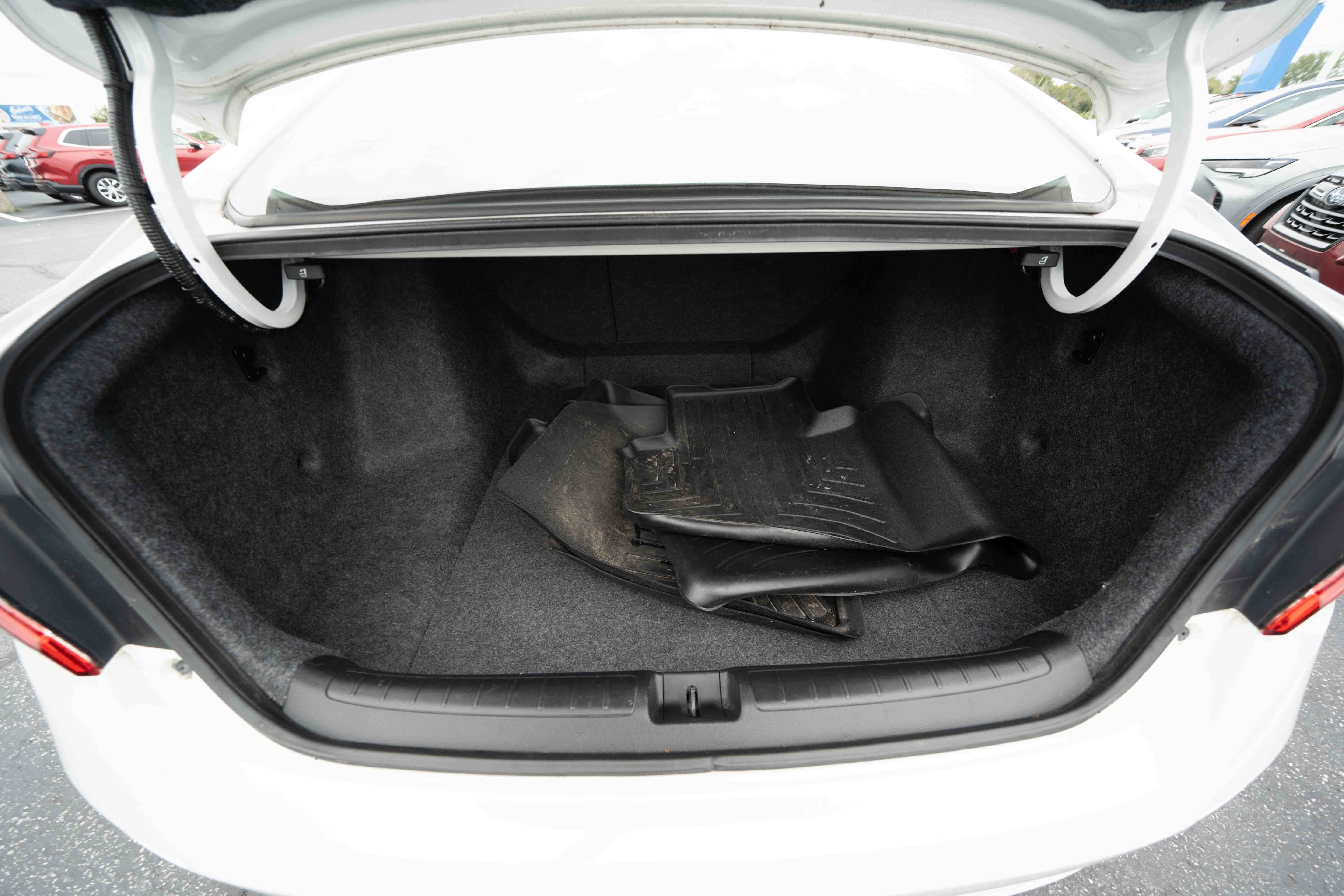Used 2020 Honda Accord EX image 27