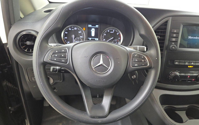 Used 2023 Mercedes-Benz Metris Passenger image 7