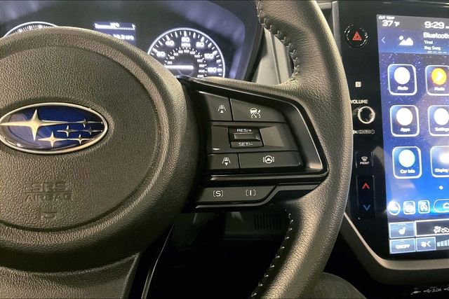 Used 2025 Subaru Forester Premium image 19
