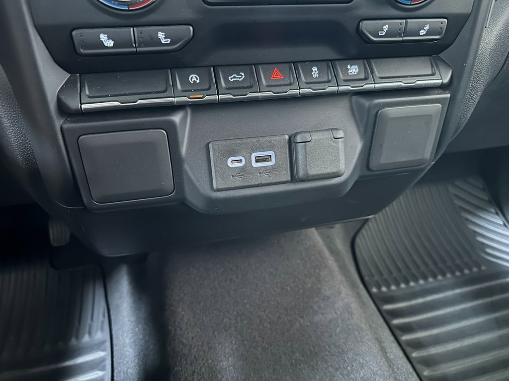 Used 2020 GMC Sierra 1500 Elevation w/ Elevation Value Package image 29