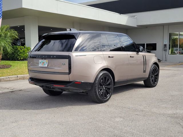 Used 2023 Land Rover Range Rover SE image 6