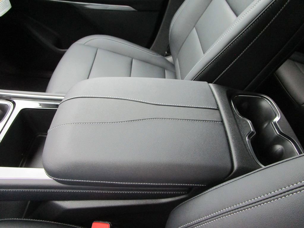 New 2026 Chevrolet Traverse LT FWD image 31