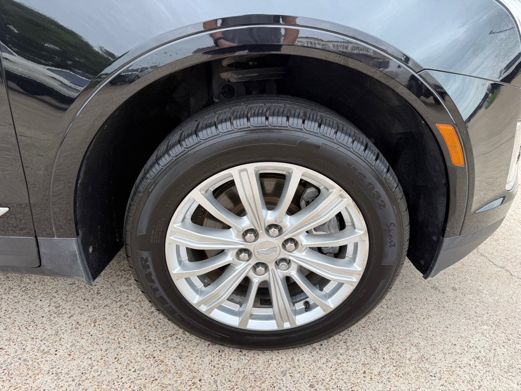 Used 2018 Cadillac XT5 FWD image 13