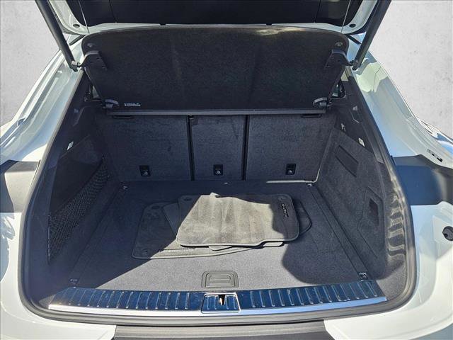 Used 2024 Porsche Cayenne Coupe image 6