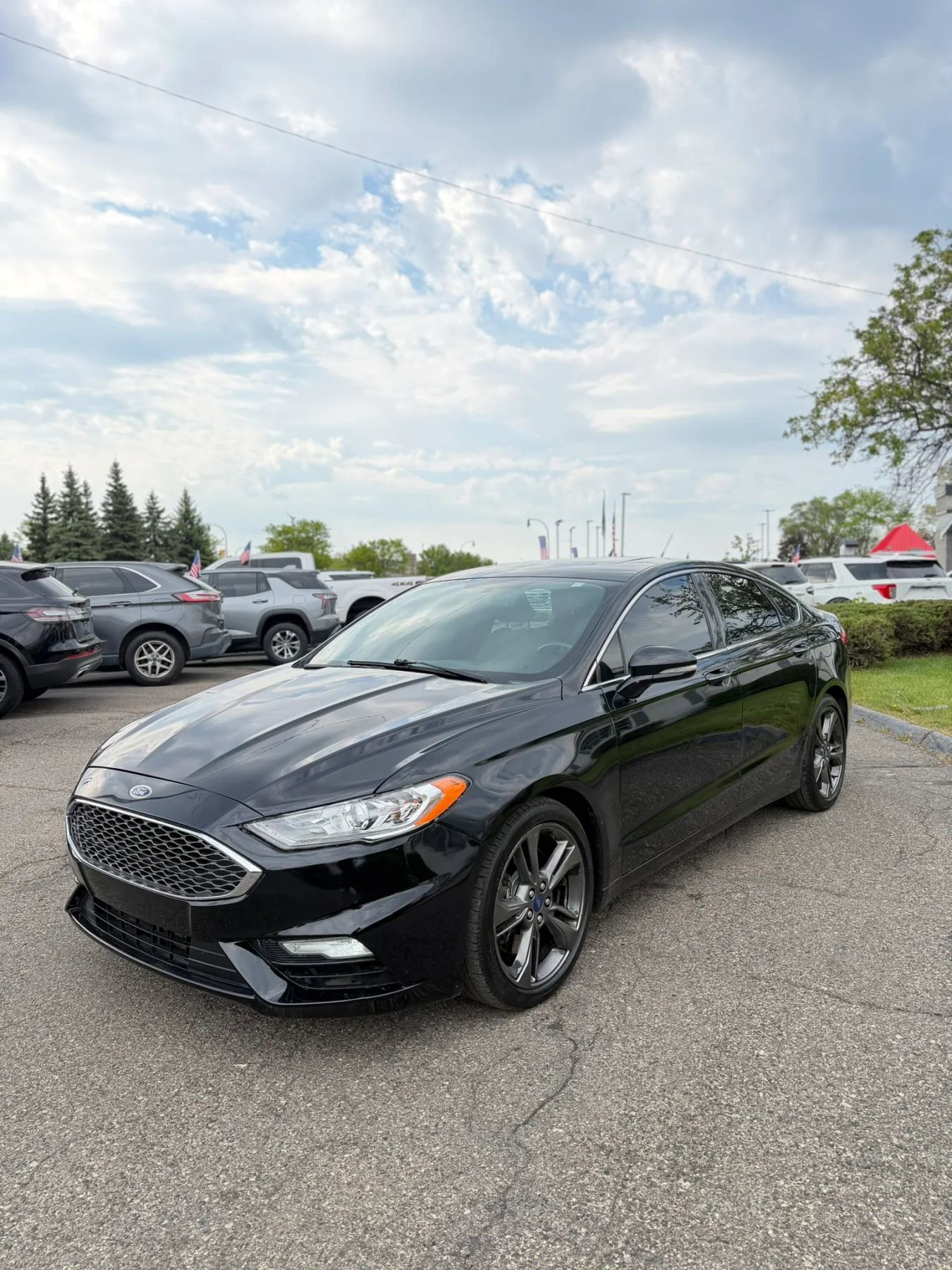 Used 2017 Ford Fusion Sport w/ Equipment Group 401A AWD/4WD image 2