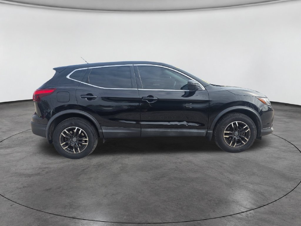 Used 2018 Nissan Rogue Sport FWD image 10