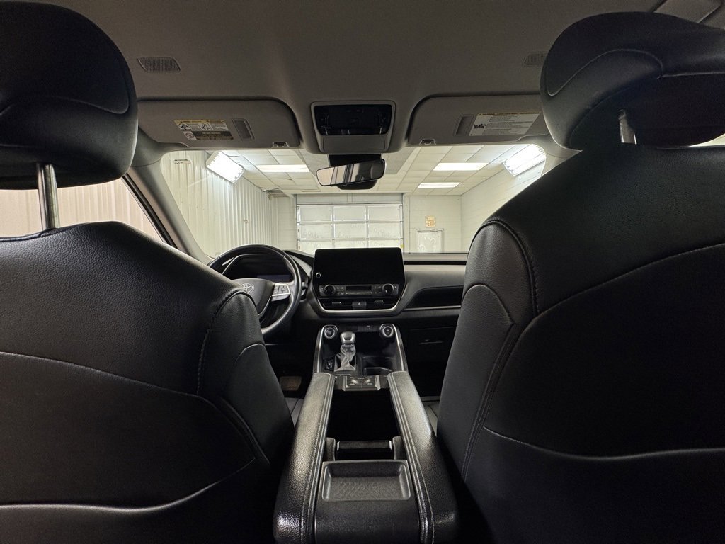 Used 2024 Toyota Grand Highlander XLE image 18