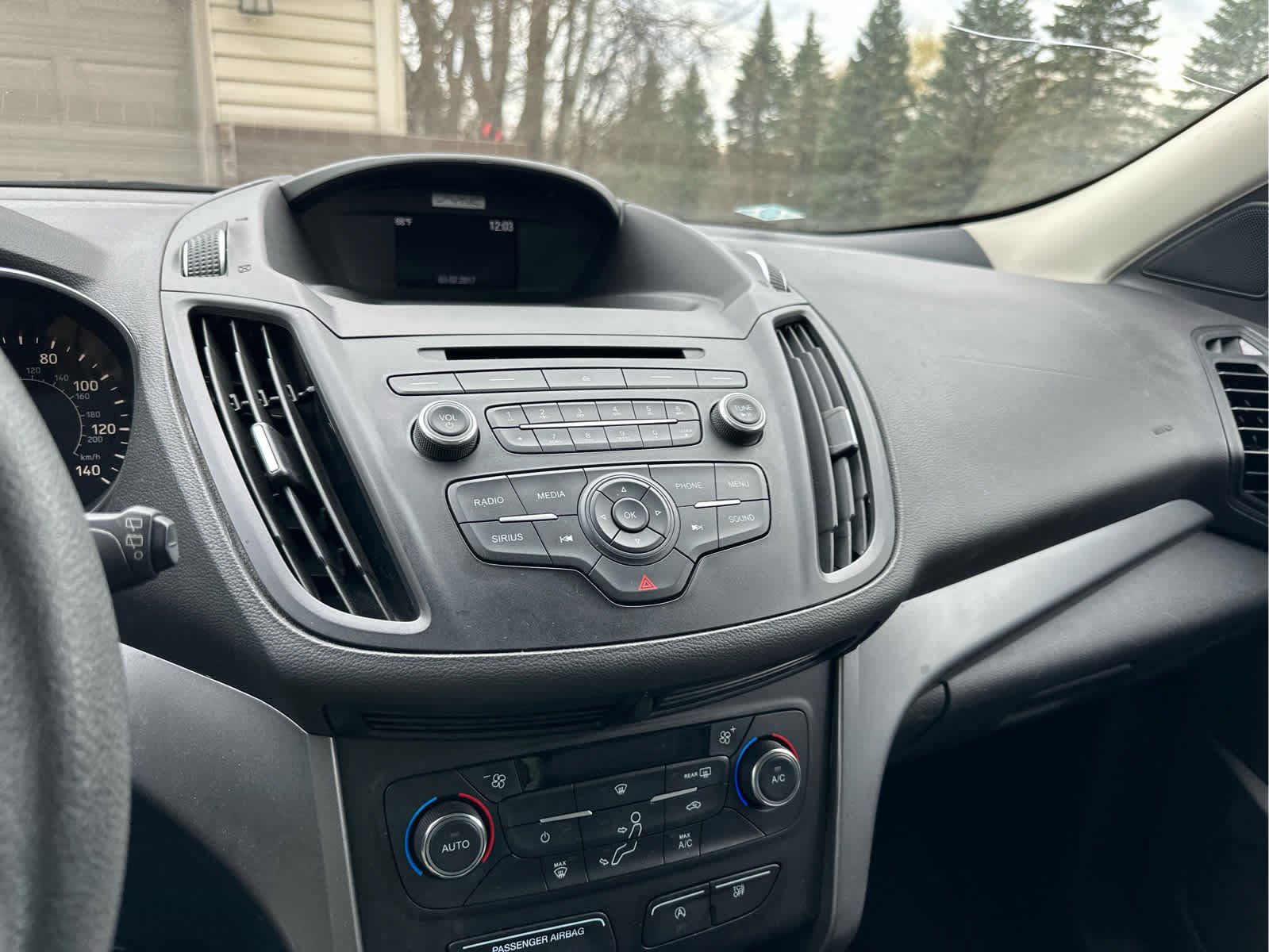 Used 2017 Ford Escape SE AWD/4WD image 11