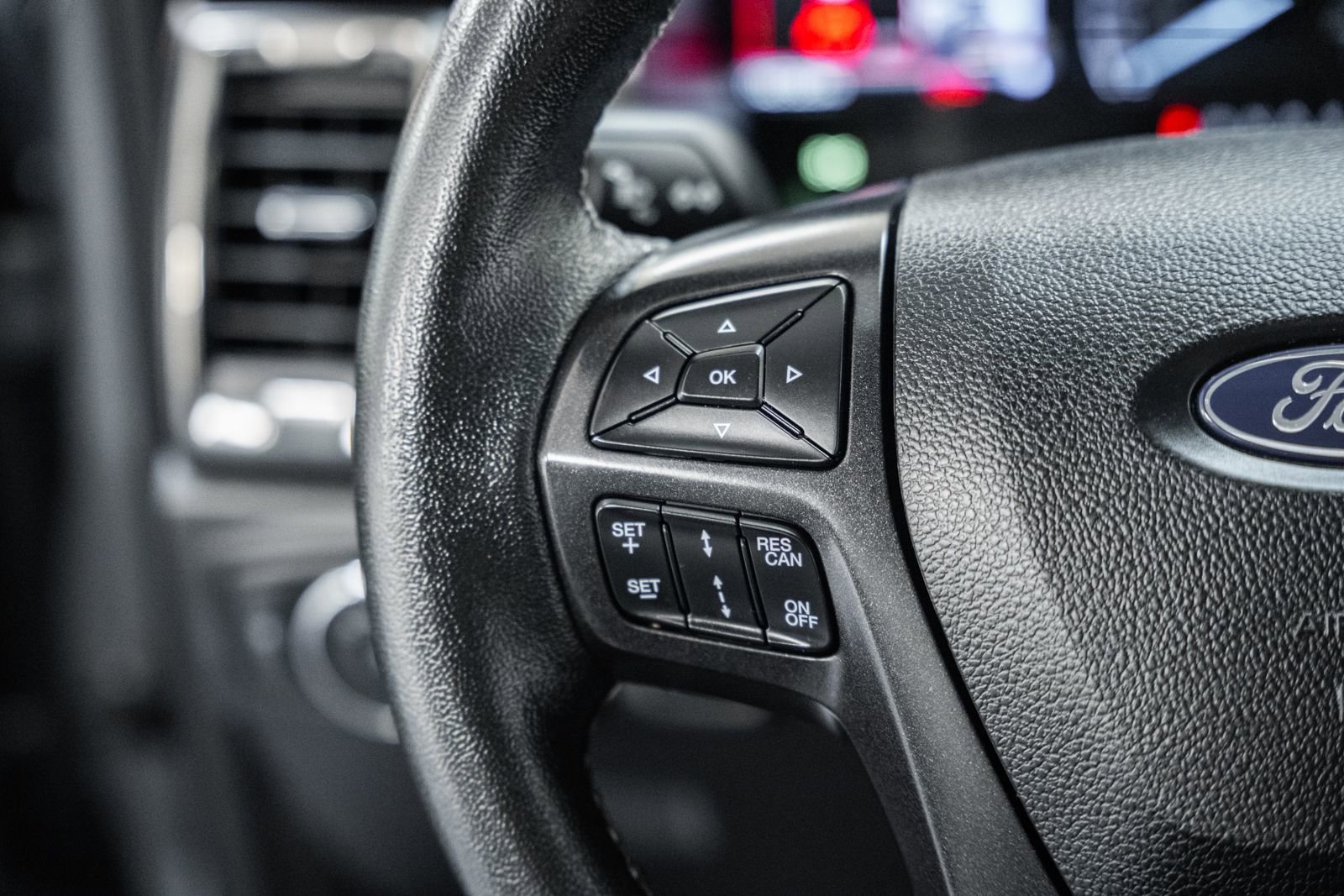 Certified 2022 Ford Ranger Lariat w/ Tremor Off-Road Package image 39