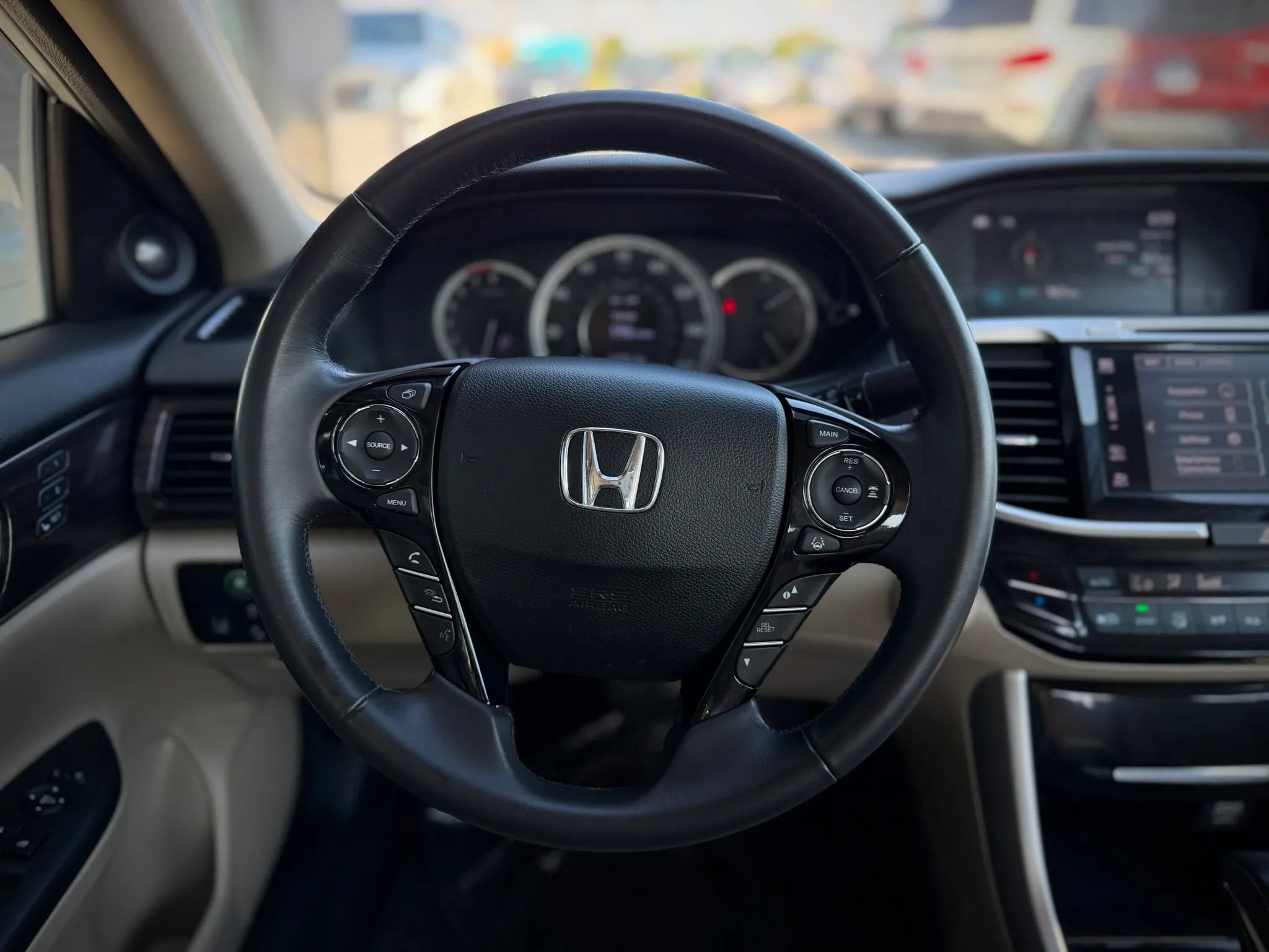 Used 2017 Honda Accord EX-L image 10