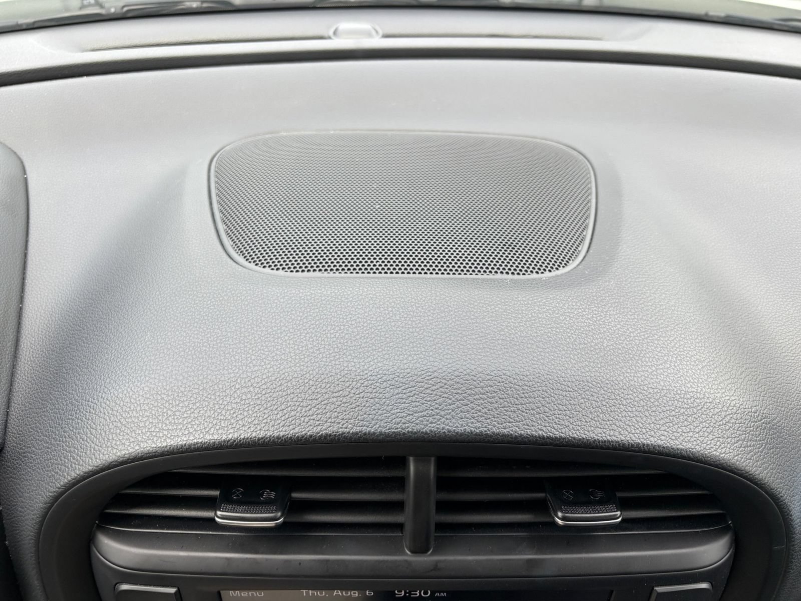 Used 2025 Kia Soul LX w/ LX Technology Package FWD image 17